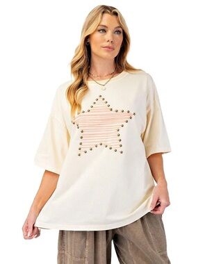 easel Cream Short Sleeve Tee with Pink Striped Star & Studs